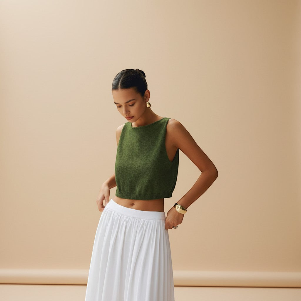 Selara Bay | Women's Cropped Sleeveless Knit Top